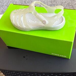 CROCS Kids Glitter Jelly Sandal in Sparkling White